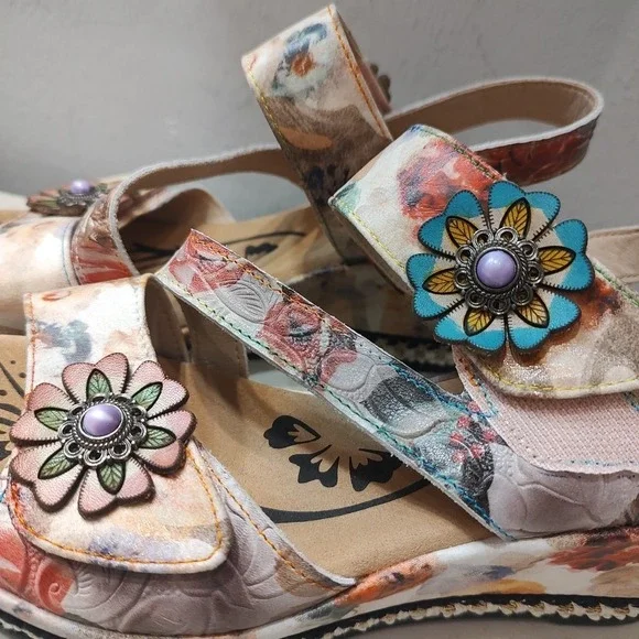 L'Artiste Women Blissful BGEM Leather Strappy Wedge Sandal US 6 6.5 EU 37 Floral - Picture 2 of 11